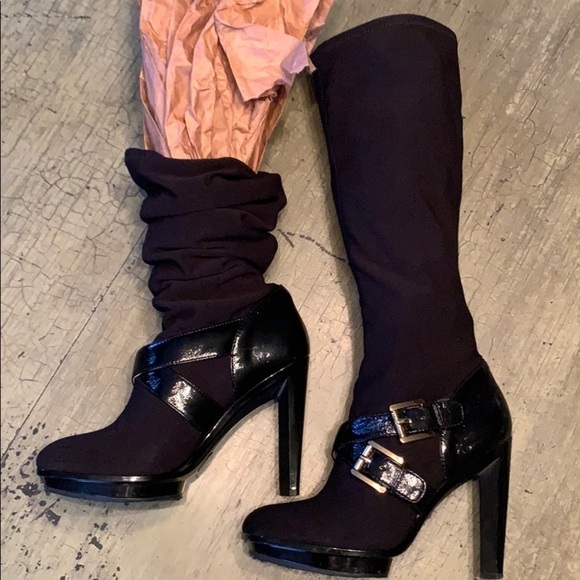 Michael Kors Black Allister Boots - Picture 6 of 16
